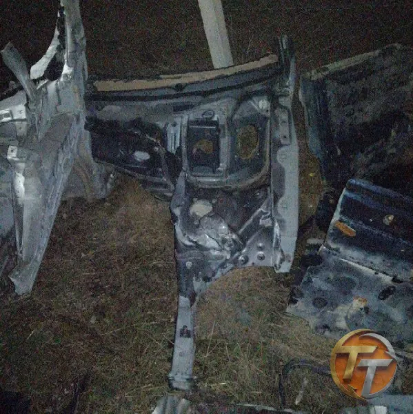 MERCEDES Benz sol ön çeyrek şase Çel-231