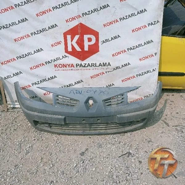 Renault Megane 2 ön tampon Arn-0770
