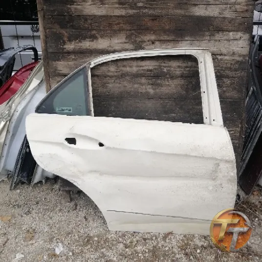 MERCEDES Benz W212 sağ arka kapı Era-0127 Esan