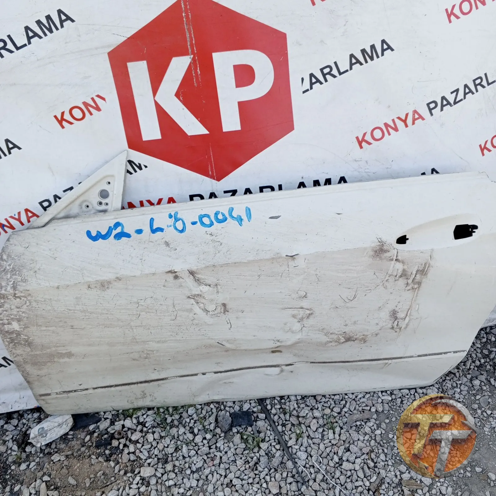 MERCEDES SOL ÖN KAPI L-Ö-0041 W2