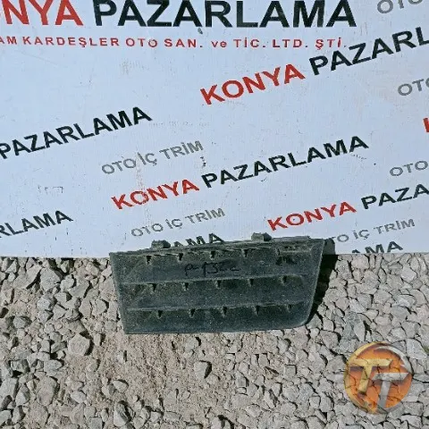 Renault megane 2 sis kapağı P-1322