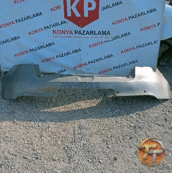 Renault Megane 3 arka tampon Arn-0322