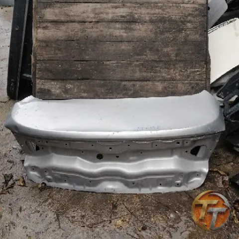 RENAULT MEGANE 4 bagaj kapağı Ebk-152 Esan