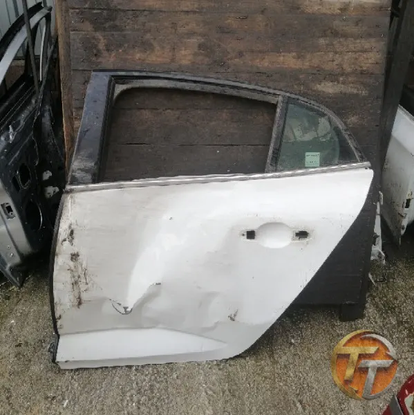 RENAULT MEGANE 4 sol arka kapı Ela-0189 Esan