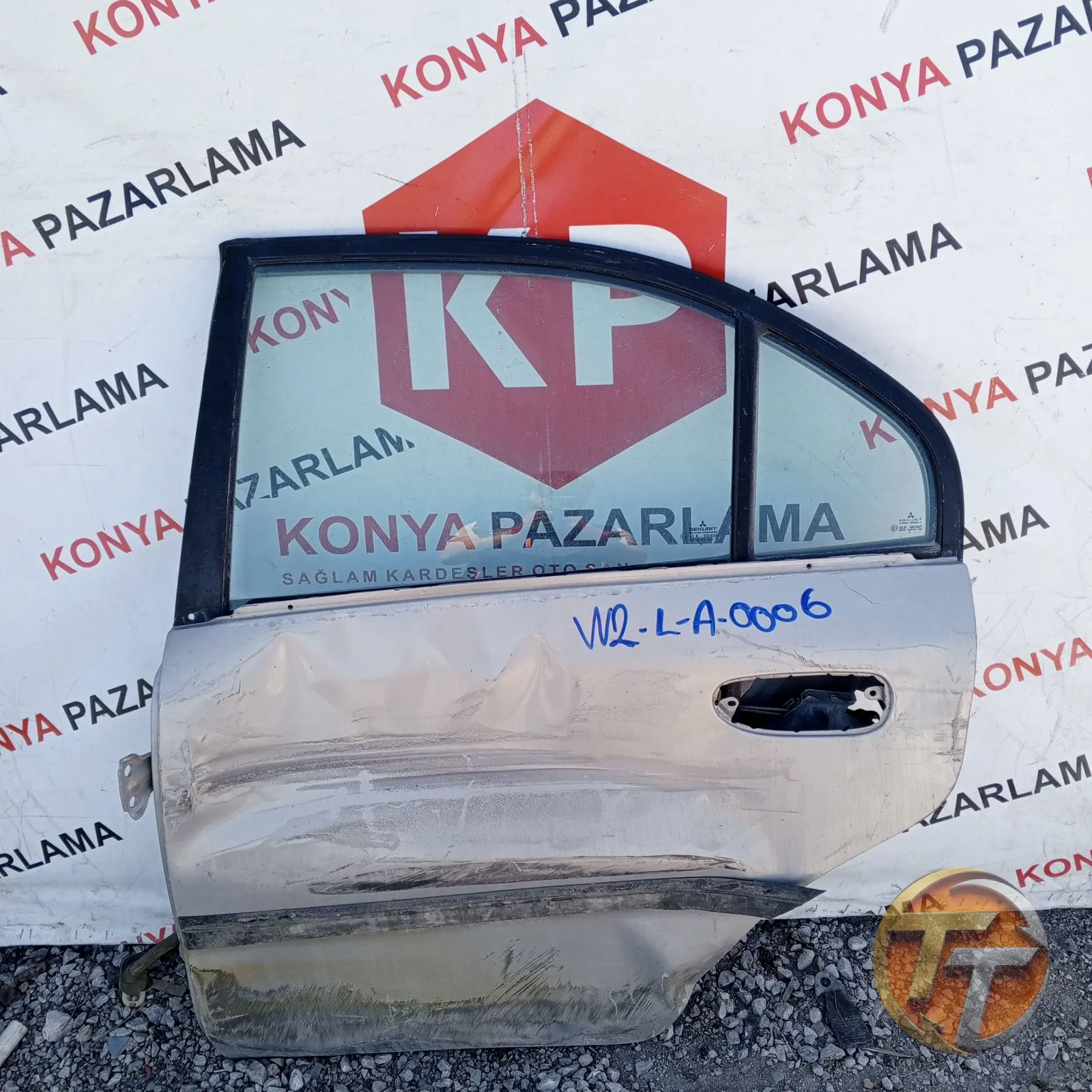 MİTSUBİSHİ CARİSMA SOL ARKA KAPI W2-L-A-0006