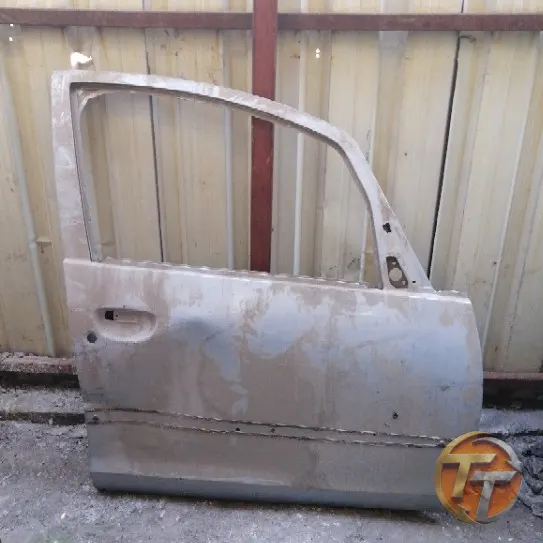 MİTSUBİSHİ Colt sağ ön kapı Erö-0032 Esan