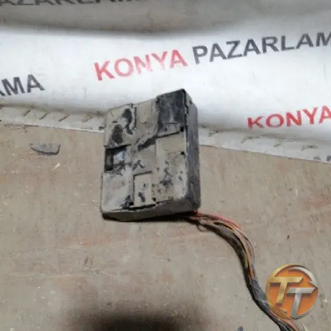 MİTSUBİSHİ kapı kilidi kontrol modülü B-094