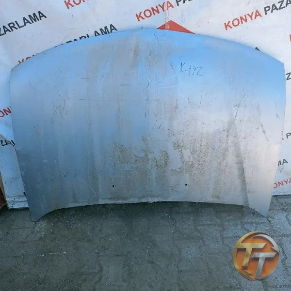 Mitsubishi L200 kaput K-172