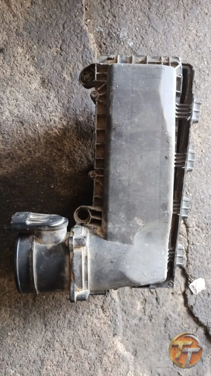 Peugeot 307 207 hava filtresi kutusu