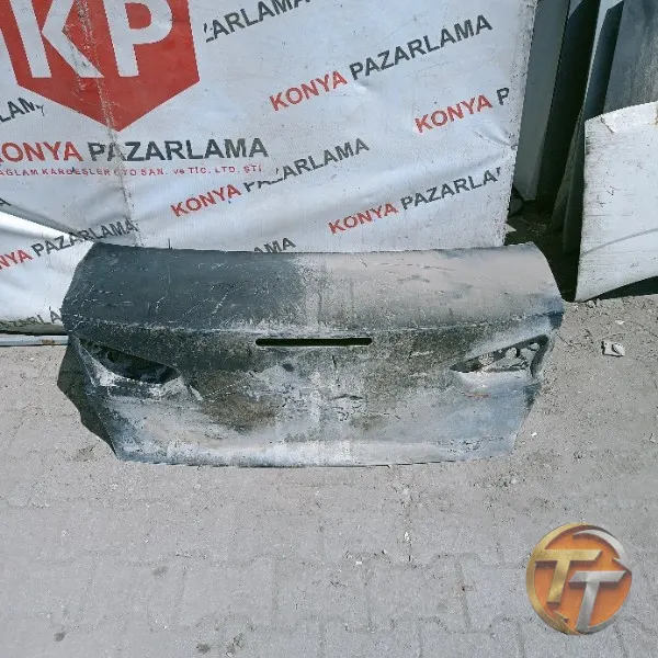 Mitsubishi Lancer bagaj kapağı Sb-851