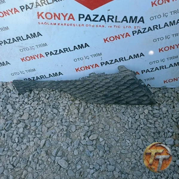 Nissan Juke ön panjur ızgarası P-1084