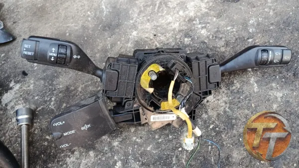 Ford connect sinyal kolları