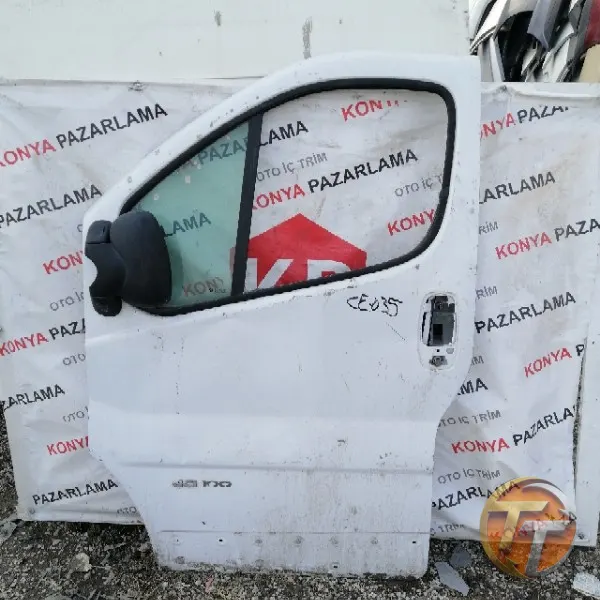 RENAULT TRAFIC sol ön kapı Ce-035