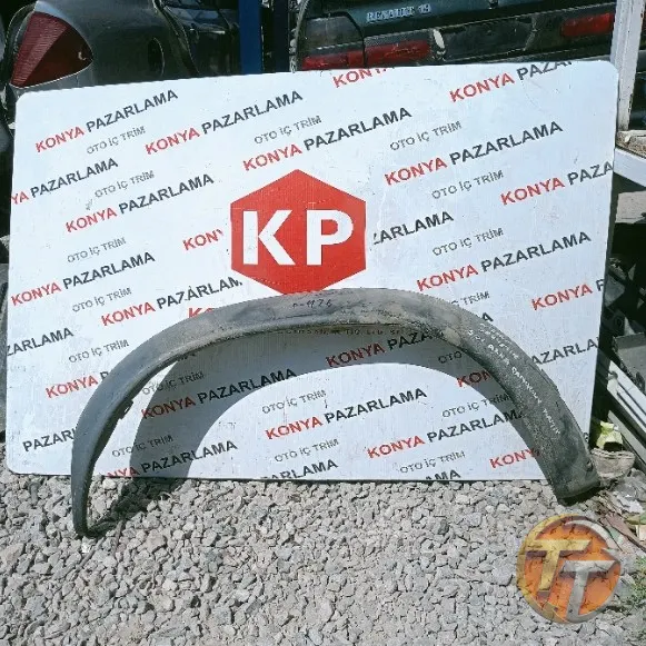 Nissan Skystar sol arka çamurluk plastiği P-1126