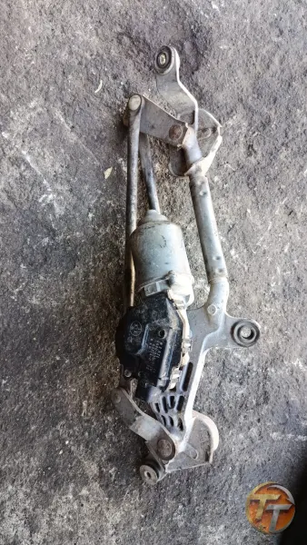 Suzuki sx4 ön cam silecek motoru