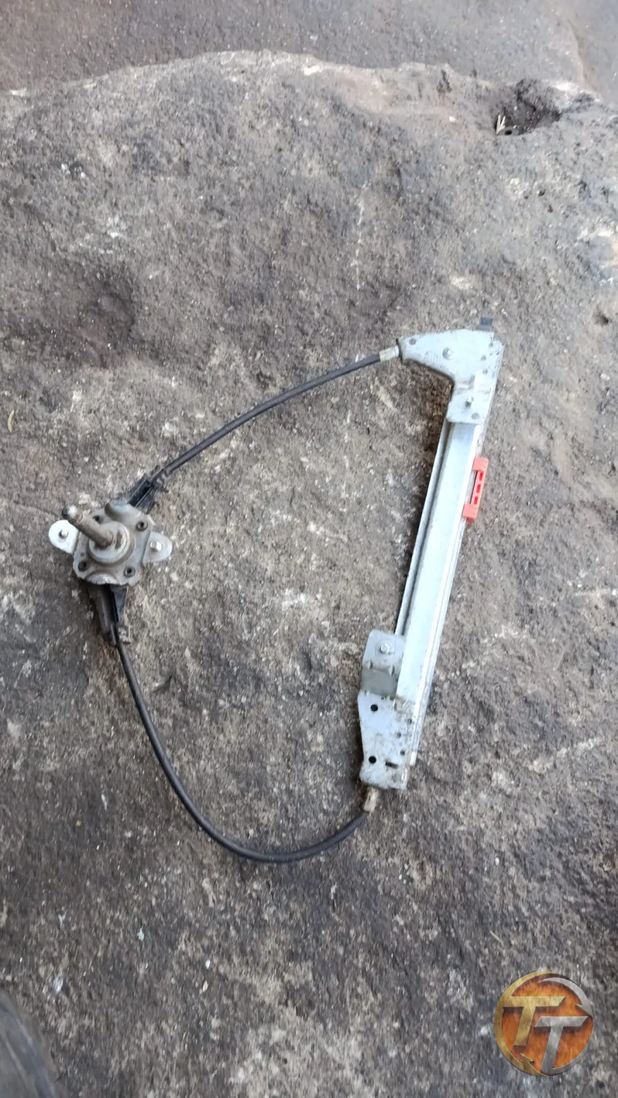 Fiat Linea sol arka cam kirikosu Manuel