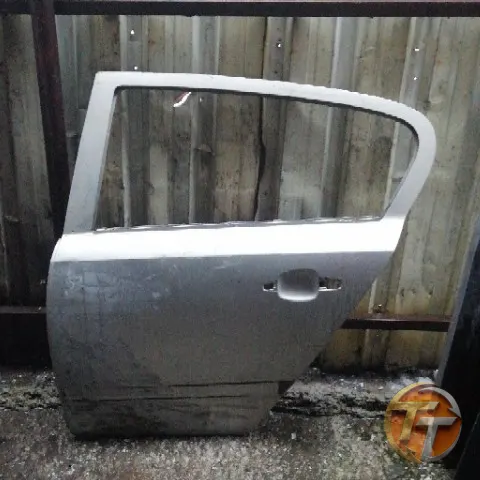 OPEL ASTRA H sol arka kapı Ela-0100 Esan