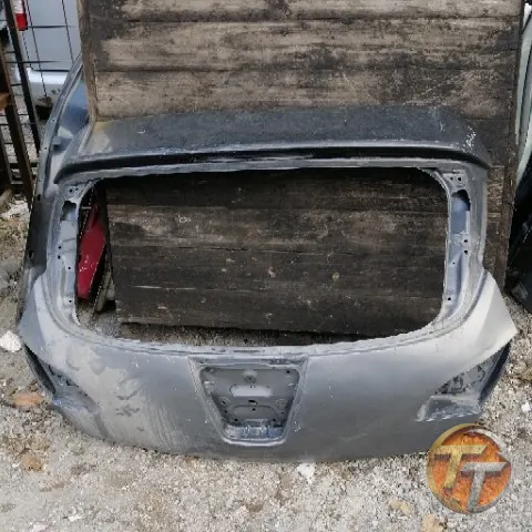 OPEL ASTRA J HB bagaj kapağı Ebk-063 Esan