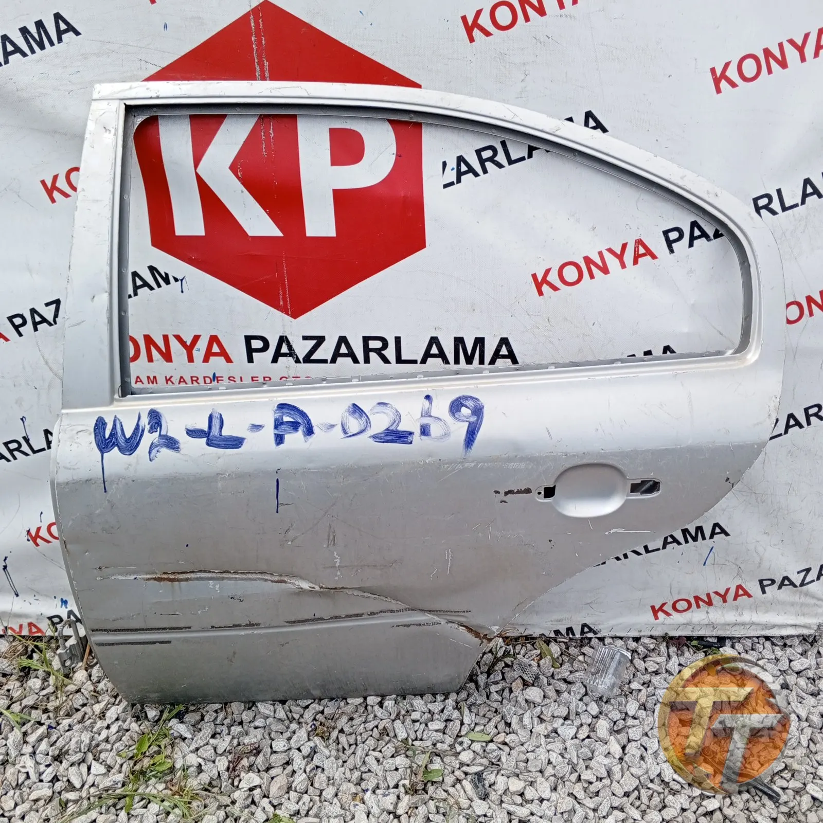 SKODA OCTAVİA A4 SOL ARKA KAPI W2-R-Ö-0269