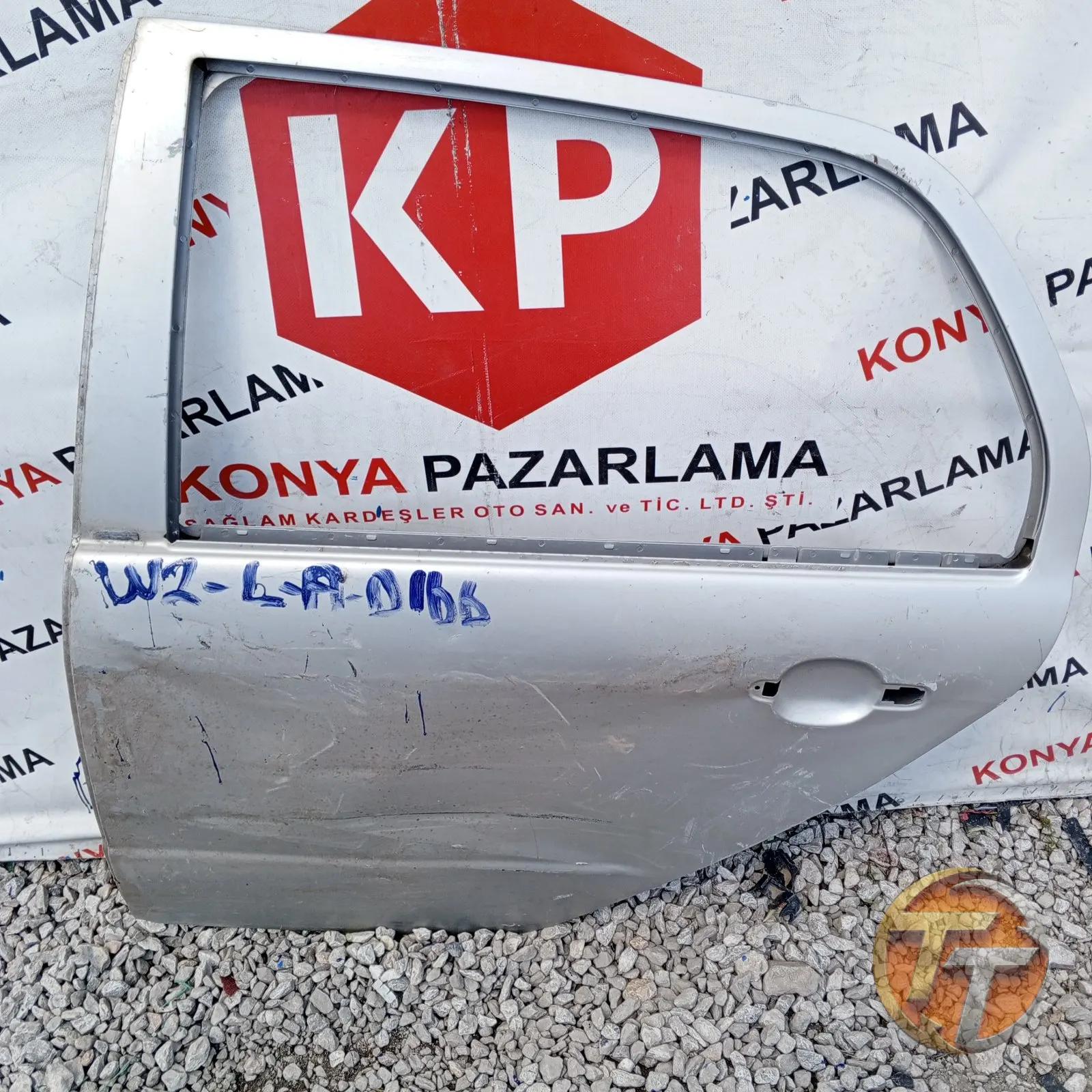 SKODA OCTAVİA SOL ARKA KAPI W2-L-A-0166