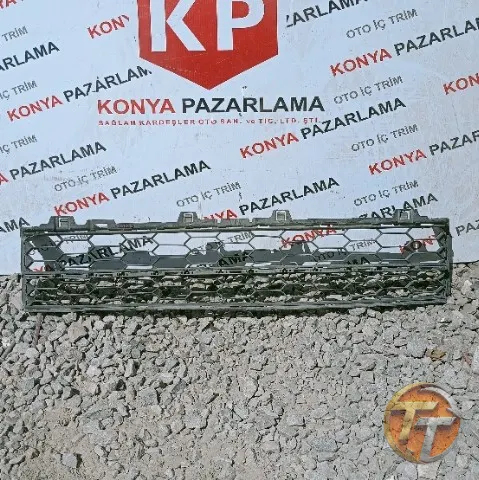 Skoda Superb ön tampon orta ızgara P-1123