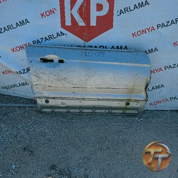 Subaru Forester sağ ön kapı Trö-0111