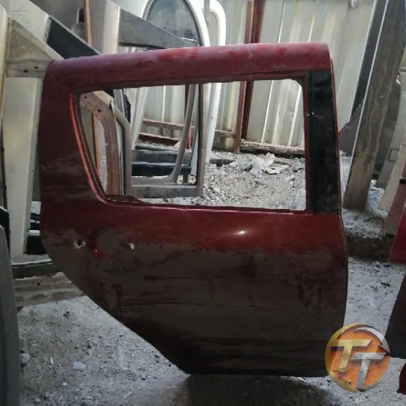 Suzuki Swift sağ arka kapı Era-0047 Esan