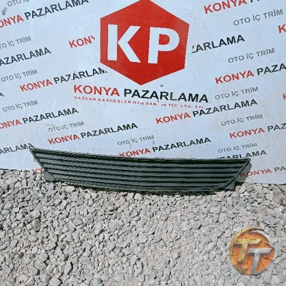 Opel Corsa C tampon orta ızgarası P-0931