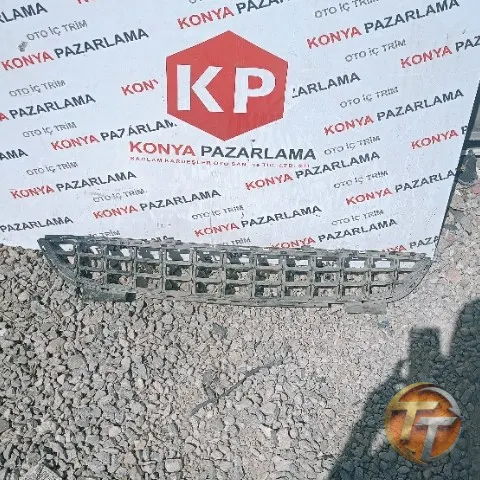 Opel Corsa D ön alt tampon ızgarası P-0307