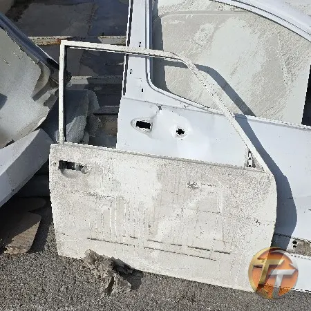 Tofaş şahin sağ ön kapı