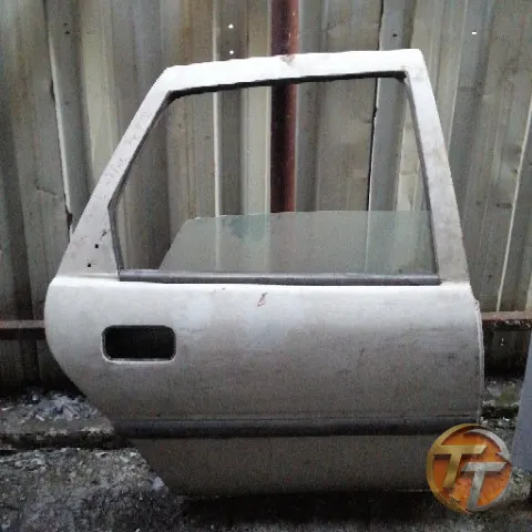 OPEL VECTRA A sağ arka kapı Era-0111 Esan