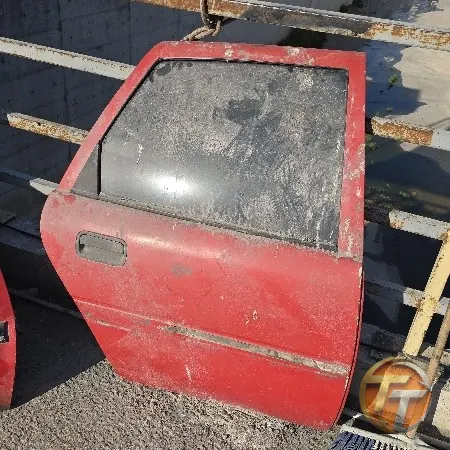 Opel vectra A sağ arka kapı MX-0011