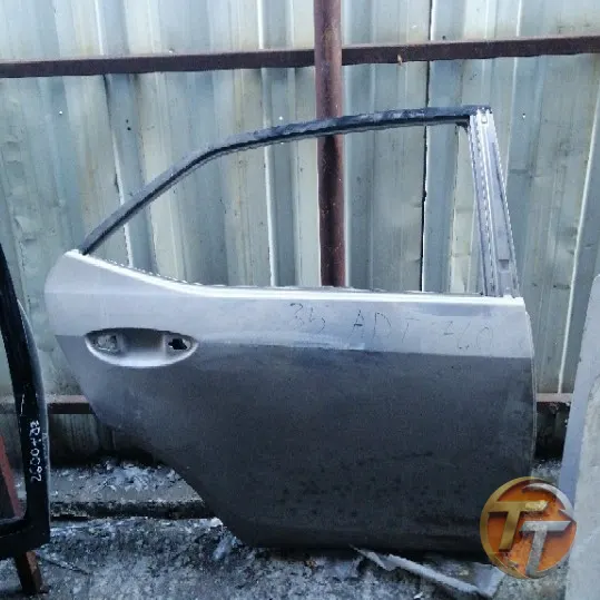 TOYOTA COROLLA sağ arka kapı Era-0102 Esan