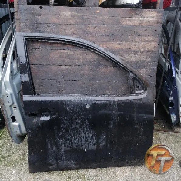 TOYOTA Hilux sağ ön kapı Erö-0188 Esan
