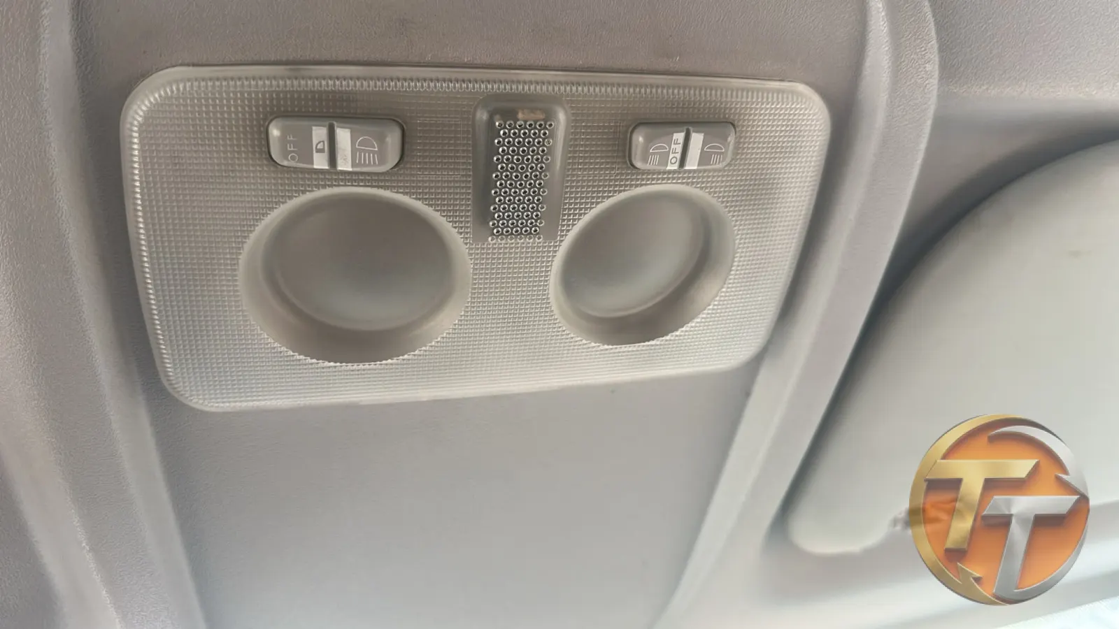 Fiat Doblo ön tavan lambası