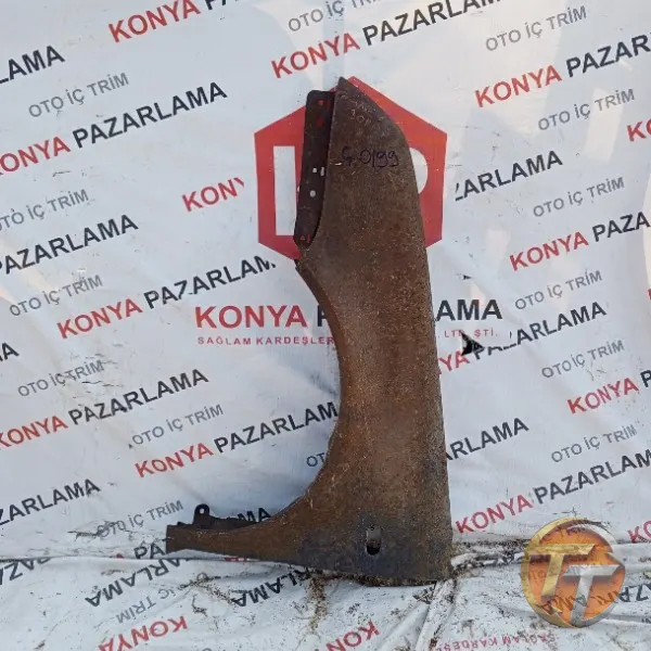 VOLKSWAGEN BORA SOL ÇAMURLUK Ç-0199