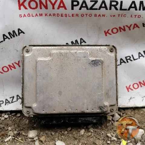VOLKSWAGEN GOLF 4 motor beyni B-022