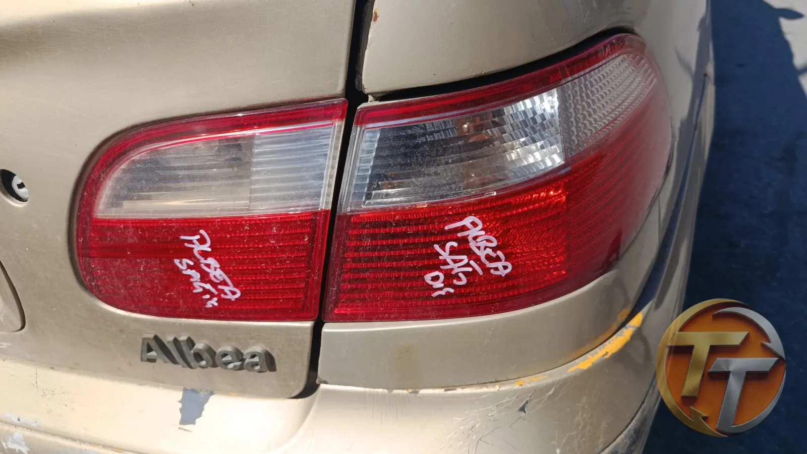 Fiat Albea sağ arka stop