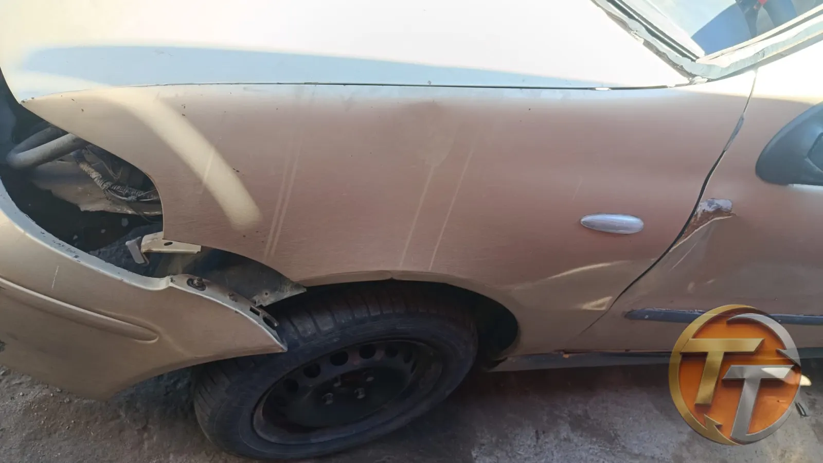 Fiat Albea sol ön çamurluk