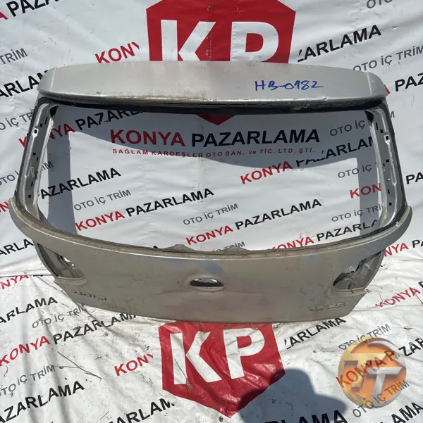 VOLKSWAGEN GOLF BAGAJ KAPAĞI HB-0182