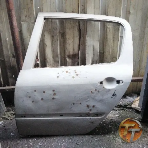 PEUGEOT 307 sol arka kapı Ela-0088 Esan