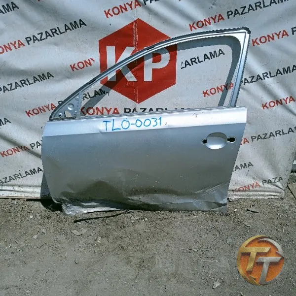 Volkswagen Jetta sol ön kapı Tlö-0031