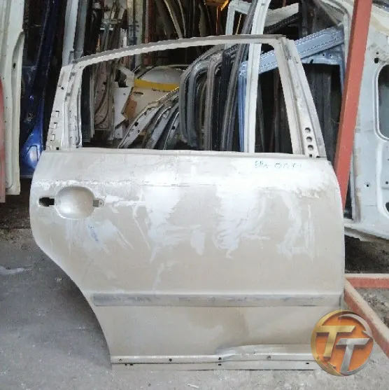 VOLKSWAGEN PASSAT B5 sağ ön kapı Era-0011 Esan