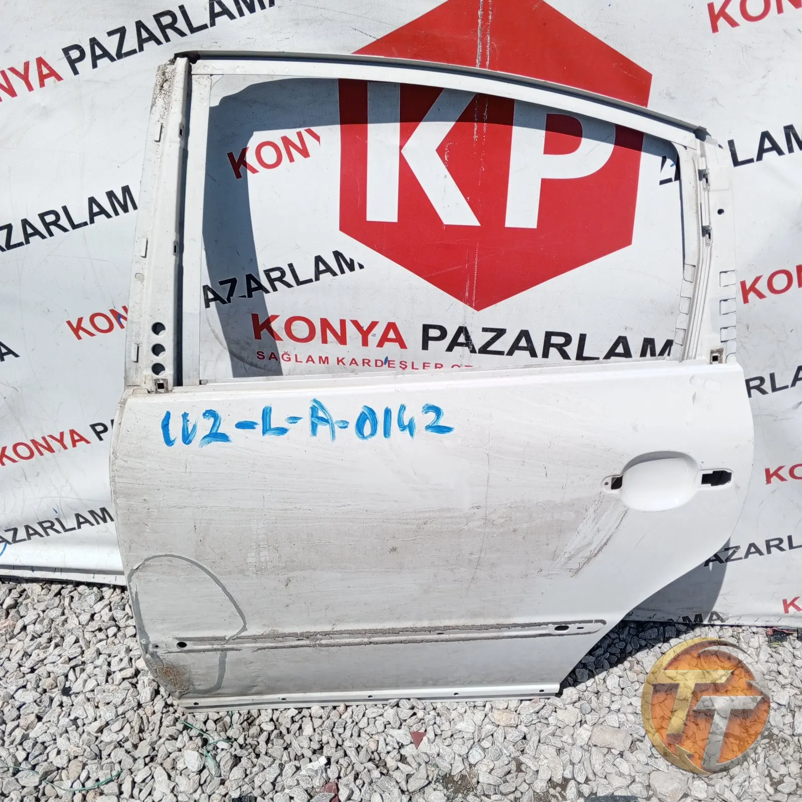 VOLKSWAGEN PASSAT B5 SOL ARKA KAPI W2-L-A-0142