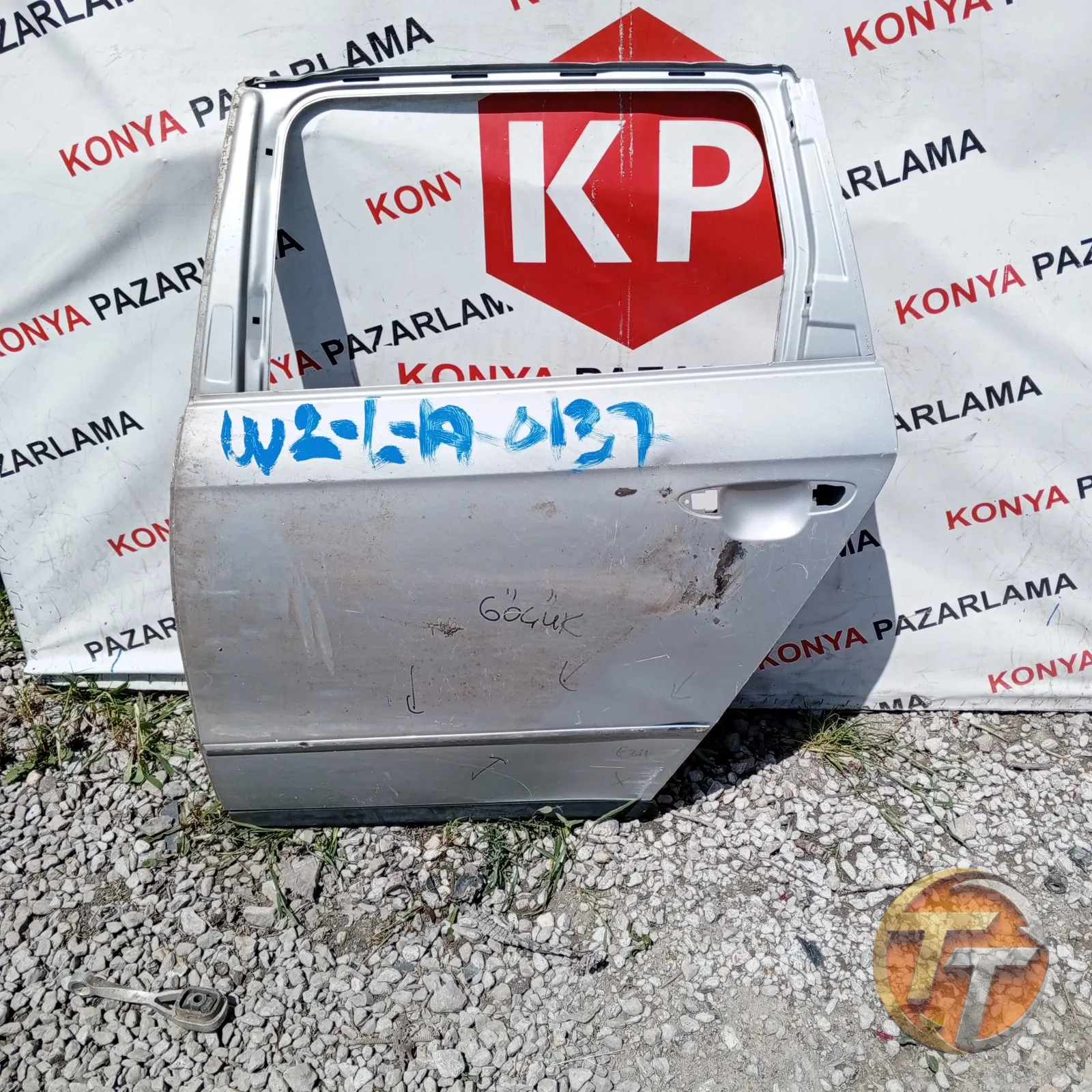 VOLKSWAGEN PASSAT B6 SW SOL ARKA KAPI W2-L-A-0137