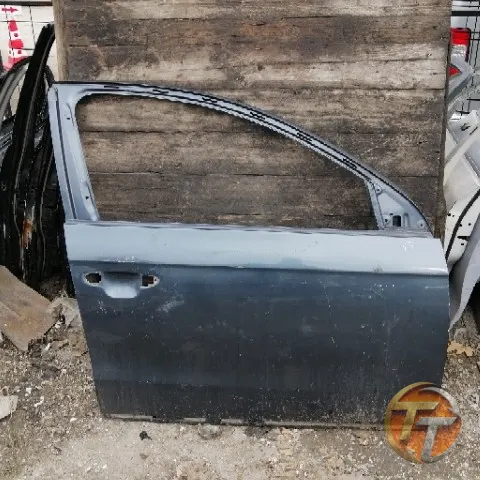 VOLKSWAGEN PASSAT B7 sağ ön kapı Erö-0141 Esan