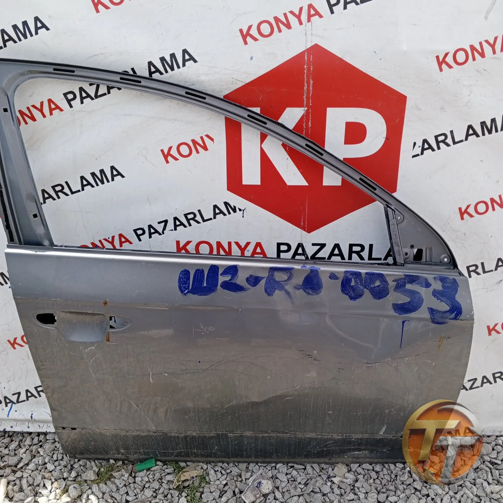 VOLKSWAGEN PASSAT B8 SAĞ ÖN KAPI W2-R-Ö-0053