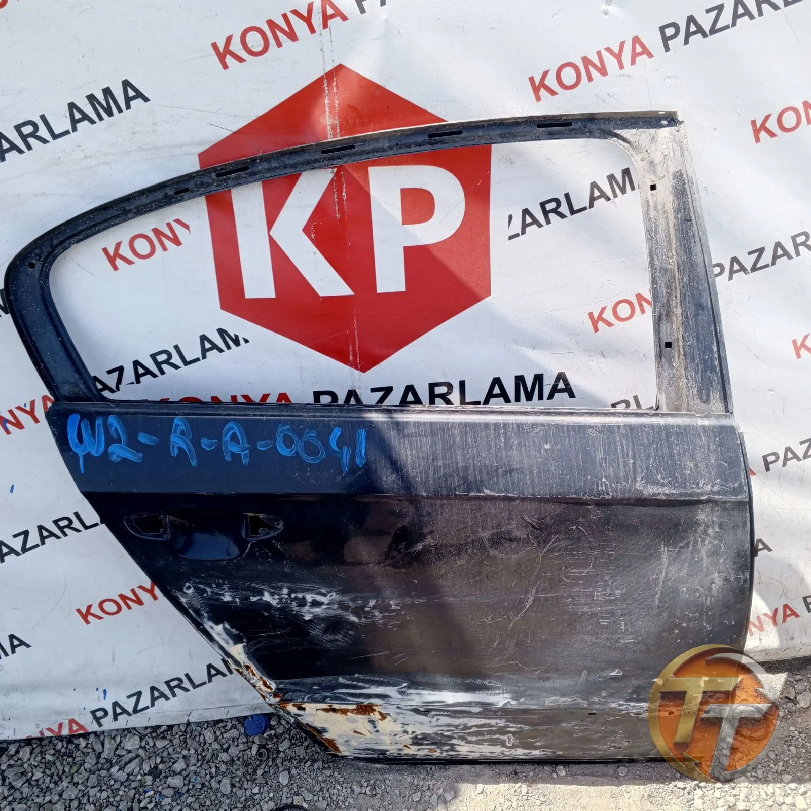 VOLKSWAGEN PASSAT SAĞ ARKA KAPI R-A-0041 W2