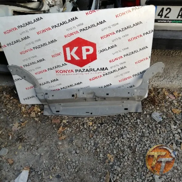 PEUGEOT PARTNER ön panel Pnl-232