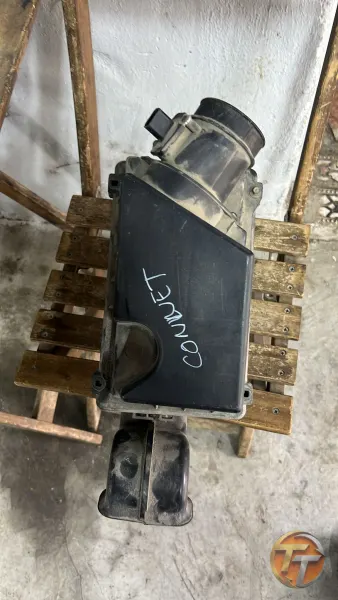 Ford connect hava filtresi kutusu